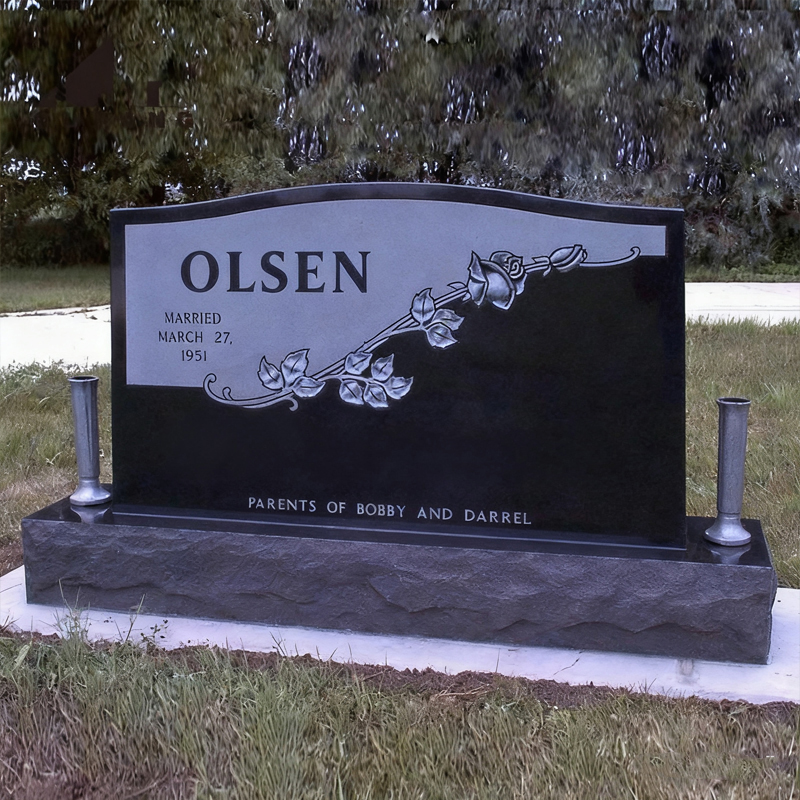 Sort-hvid kontrastrose-mønster marmor gravsten