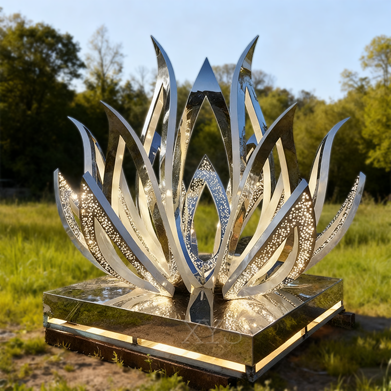 Lotus of Light spejl oplyst Lotus Skulptur