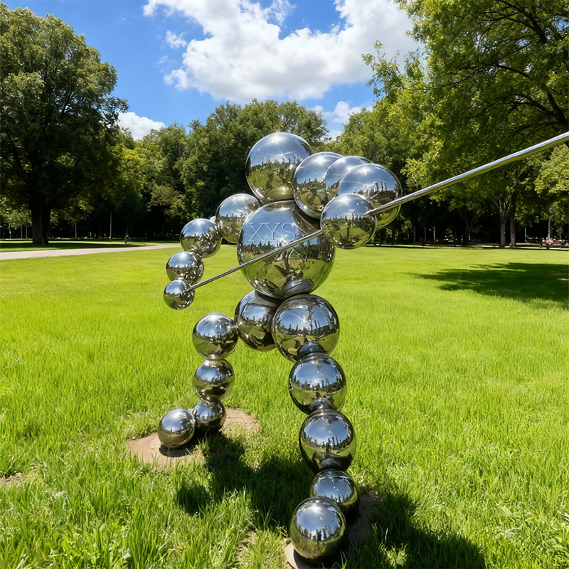 Sphere Warrior Mirror Samurai-skulptur i kugleform