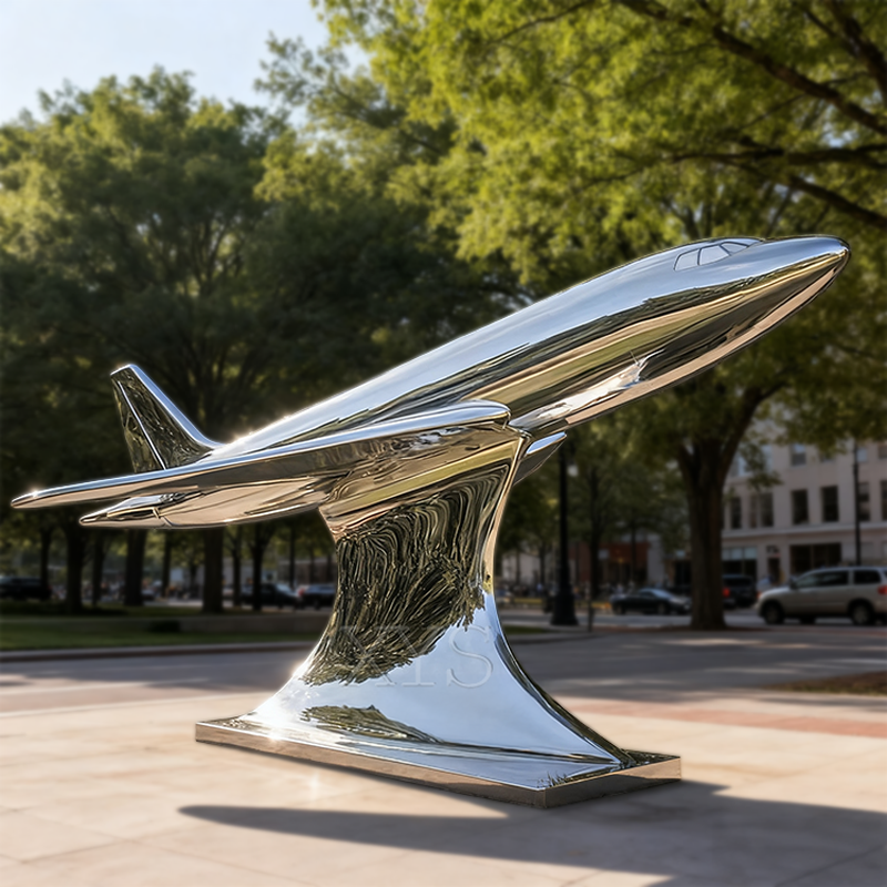 Skyward Bound Mirror Aircraft Skulptur